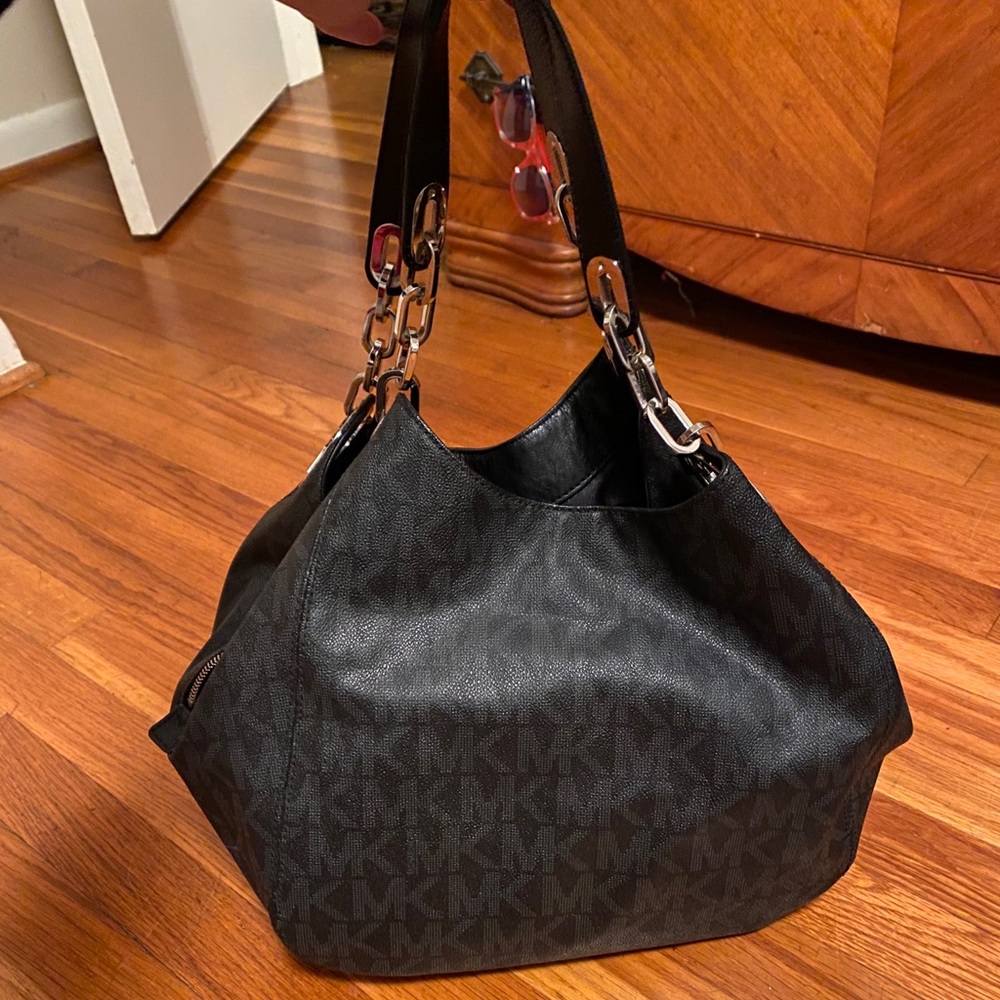 Women’s Handbag